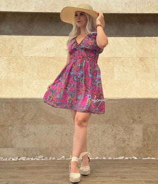 Rochie scurtă cu talie înaltă