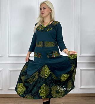 Rochie cu fustă din material elastic