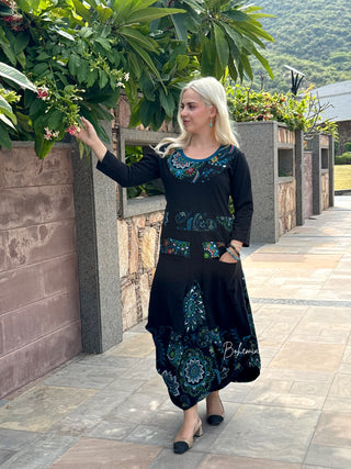 Rochie cu fustă din material elastic