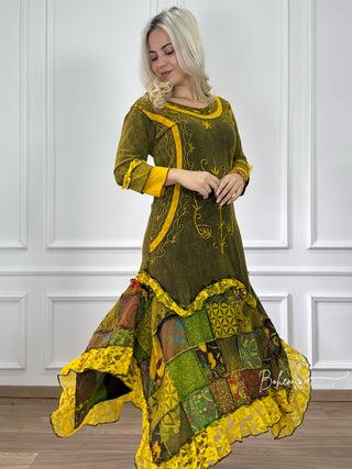 Rochie din patchwork brodată