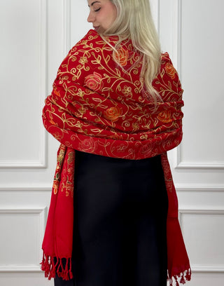 Eșarfă cu model floral brodat