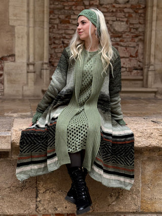 Rochie și cardigan din amestec de lână tricotată