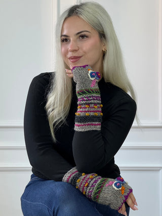 Mânuși din lână lucrate manual