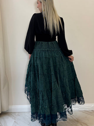 Aszimmetrikus csipkés szoknya