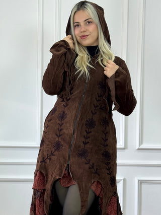 Cardigan brodat lungit cu tiv decupat