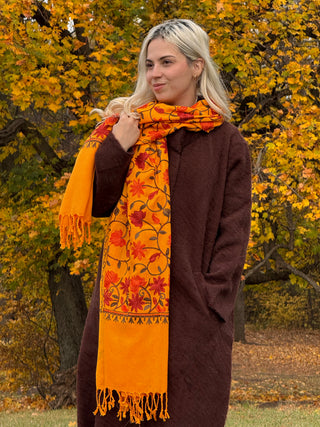 Stola brodată cu model floral