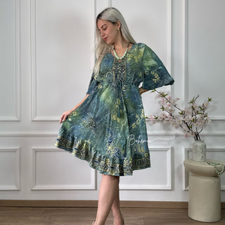 Kurzes Rüschenkleid