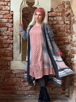 Rochie și cardigan din amestec de lână tricotată