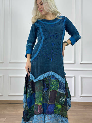Hímzett patchwork ruha