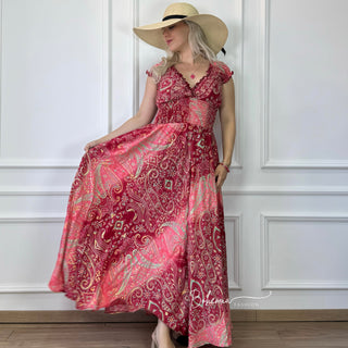 Kleid mit Wespentaille