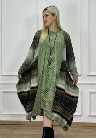 Rochie și cardigan din amestec de lână tricotată