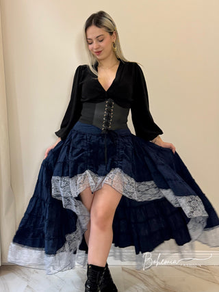 Aszimmetrikus csipkés szoknya