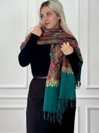 Eșarfă cu model de viță de vie brodată