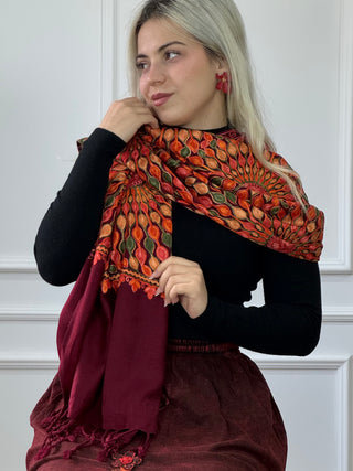 Stola cu model mandala brodat