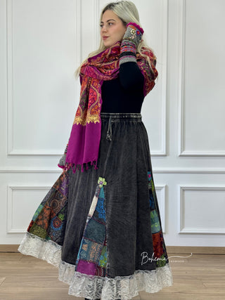 Fustă patchwork cu decorațiuni florale