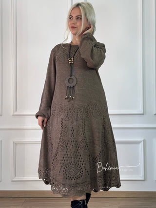 Rochie midi din amestec de lână tricotată cu mâneci ballon