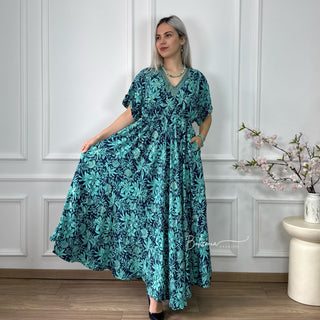 Maxikleid mit elastischer Taille