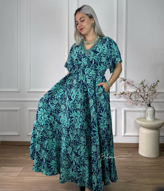 Maxikleid mit elastischer Taille