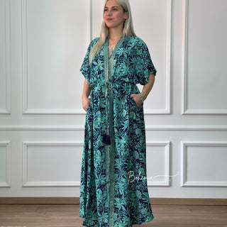 Maxikleid mit Kordelzug in der Taille