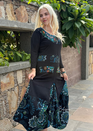 Kleid mit weitem Rock