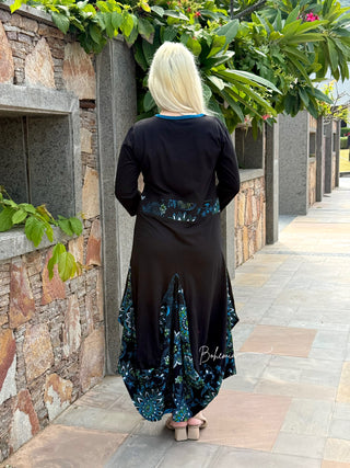 Kleid mit weitem Rock