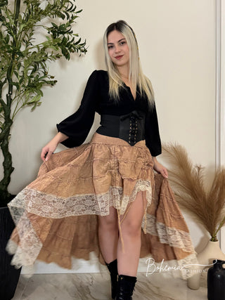 Aszimmetrikus csipkés szoknya