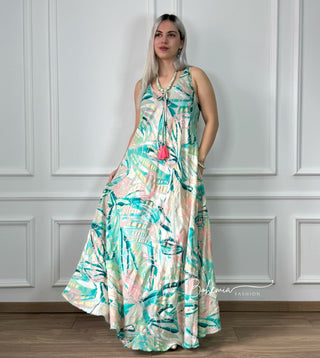 Langes Kleid mit breiten Trägern