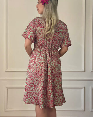 Maxi dress with sweetheart neckline