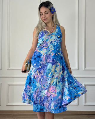 Széles pántos rövid ruha