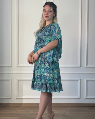 Rövid ruha fűzős mellrésszel