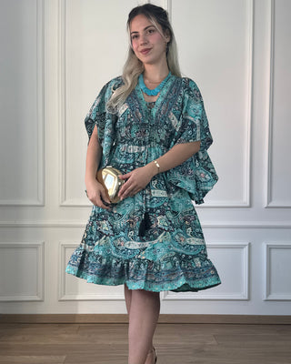 Rochie scurtă cu corset în zona pieptului