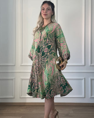 Tunikakleid mit Dreiviertelärmeln