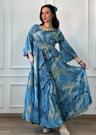 Gumis derekú, vállra húzható ruha