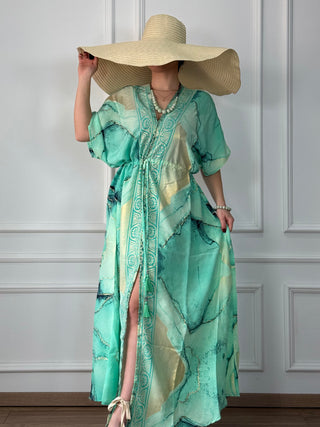 Maxikleid mit Kordelzug in der Taille