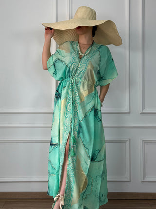 Maxikleid mit Kordelzug in der Taille