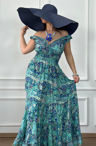 Rochie cu talie încrețită și poale cu volane