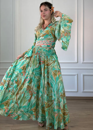 Bluză cu mâneci clopot