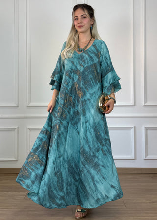 Rochie cu mâneci evazate în formă de A