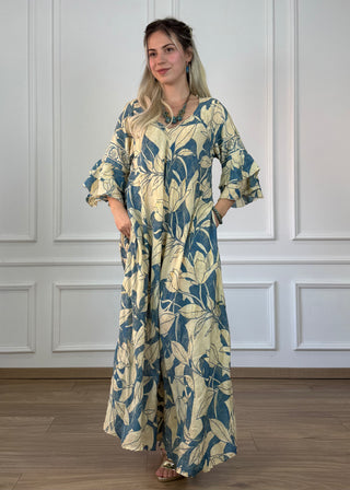 Rochie cu mâneci evazate în formă de A