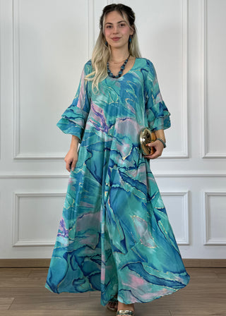 Rochie cu mâneci evazate în formă de A