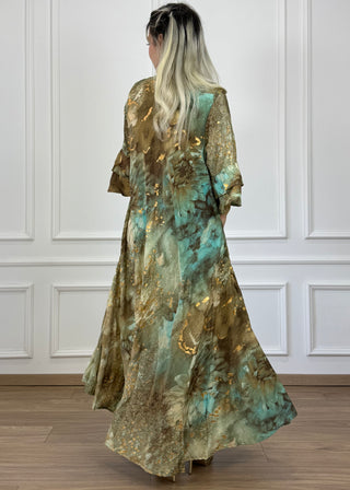 Rochie cu mâneci evazate în formă de A