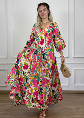 Rochie cu mâneci evazate în formă de A