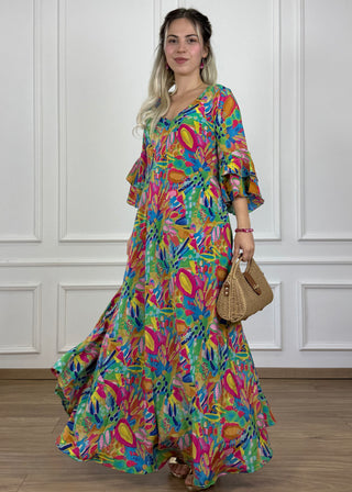 Rochie cu mâneci evazate în formă de A