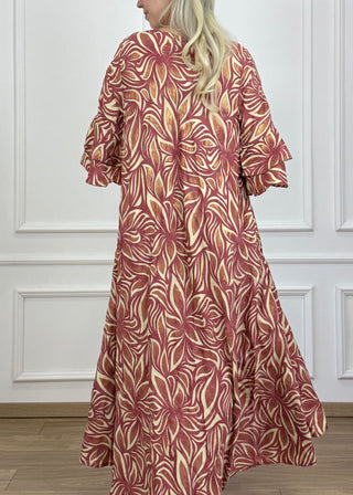 Rochie cu mâneci evazate în formă de A