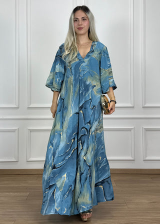 V-nyakú hosszú ruha