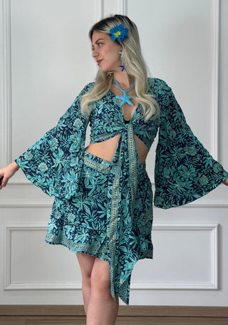 Bluză cu mâneci clopot