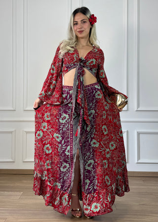 Langer Rock mit Schlitzen