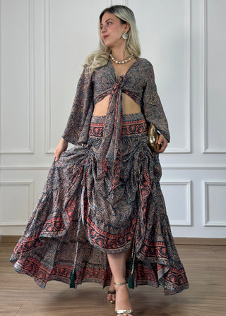 Bluză cu mâneci clopot