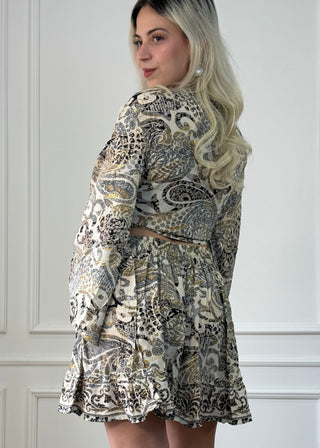 Bluză cu mâneci clopot