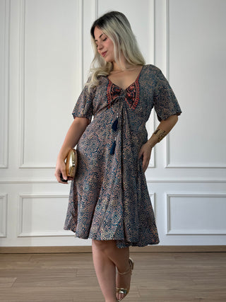 Maxi dress with sweetheart neckline